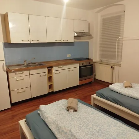 Апартаменты Functional & Comfortable In Хемниц